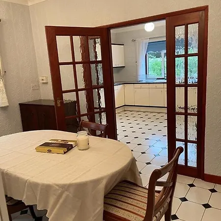 Cheerful 3 Bedroom House With Off Street Parking Bromley Exterior photo